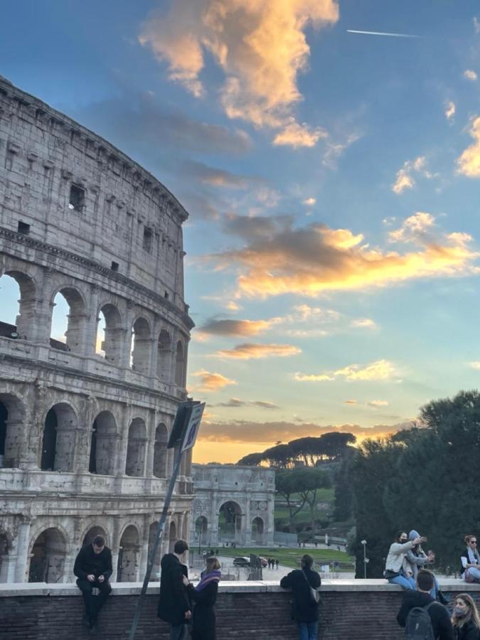 La Casa Sui Fori Apartment Rome Bagian luar foto